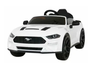 FORD MUSTANG GT BIAŁY