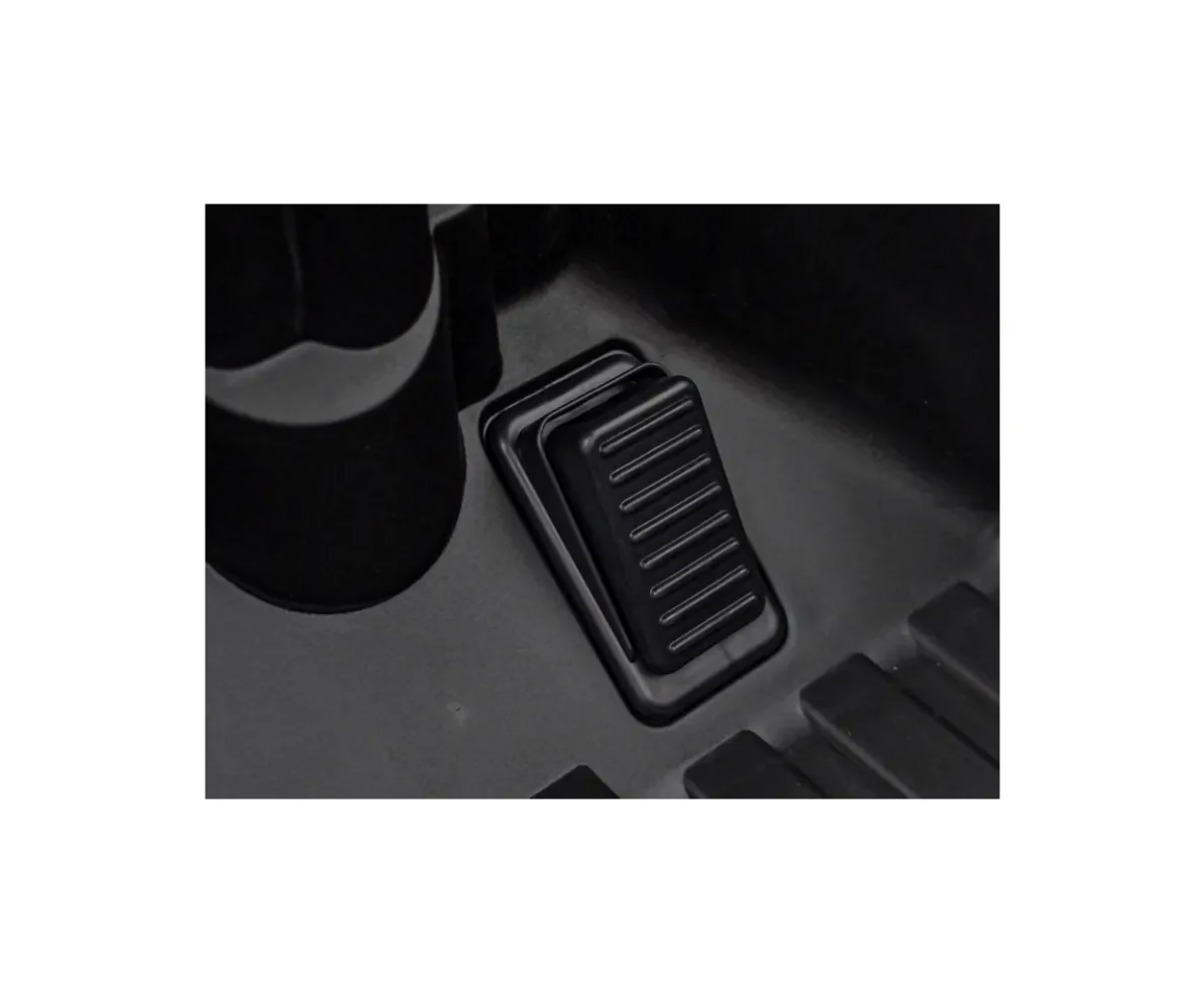 67c6fb770bad2_pedal-gazu